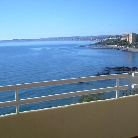 Holidays2Benalmadena Torrequebrada Sea View Front Beach With Pool Parking & Terraces מראה חיצוני תמונה