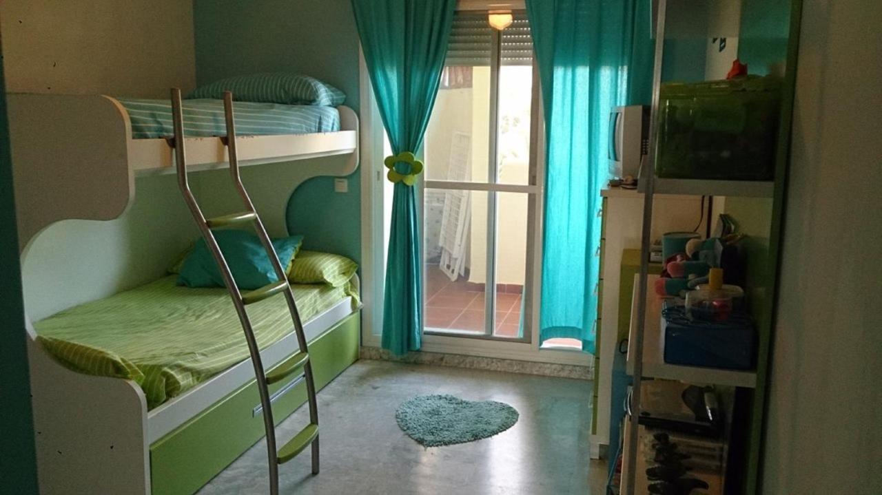 Holidays2Benalmadena Torrequebrada Sea View Front Beach With Pool Parking & Terraces מראה חיצוני תמונה