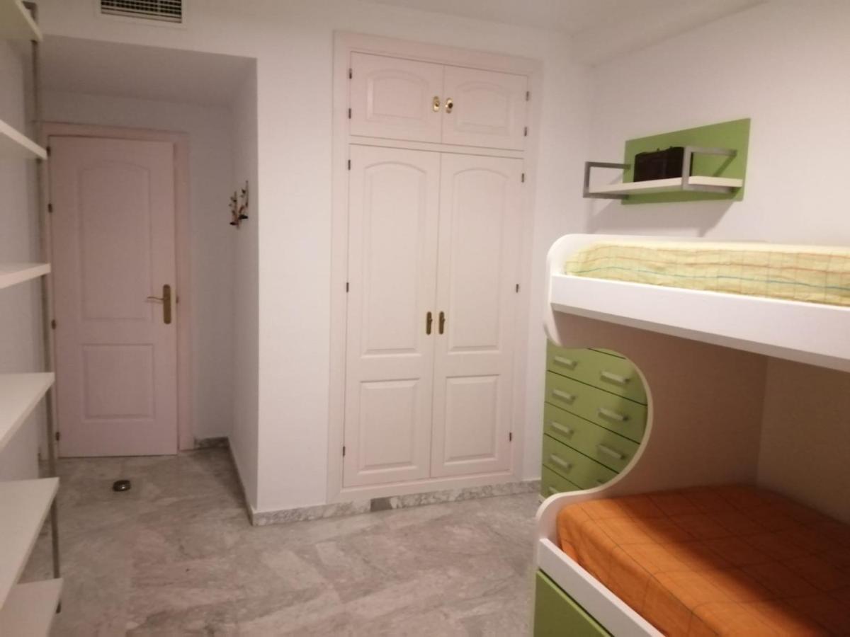 Holidays2Benalmadena Torrequebrada Sea View Front Beach With Pool Parking & Terraces מראה חיצוני תמונה