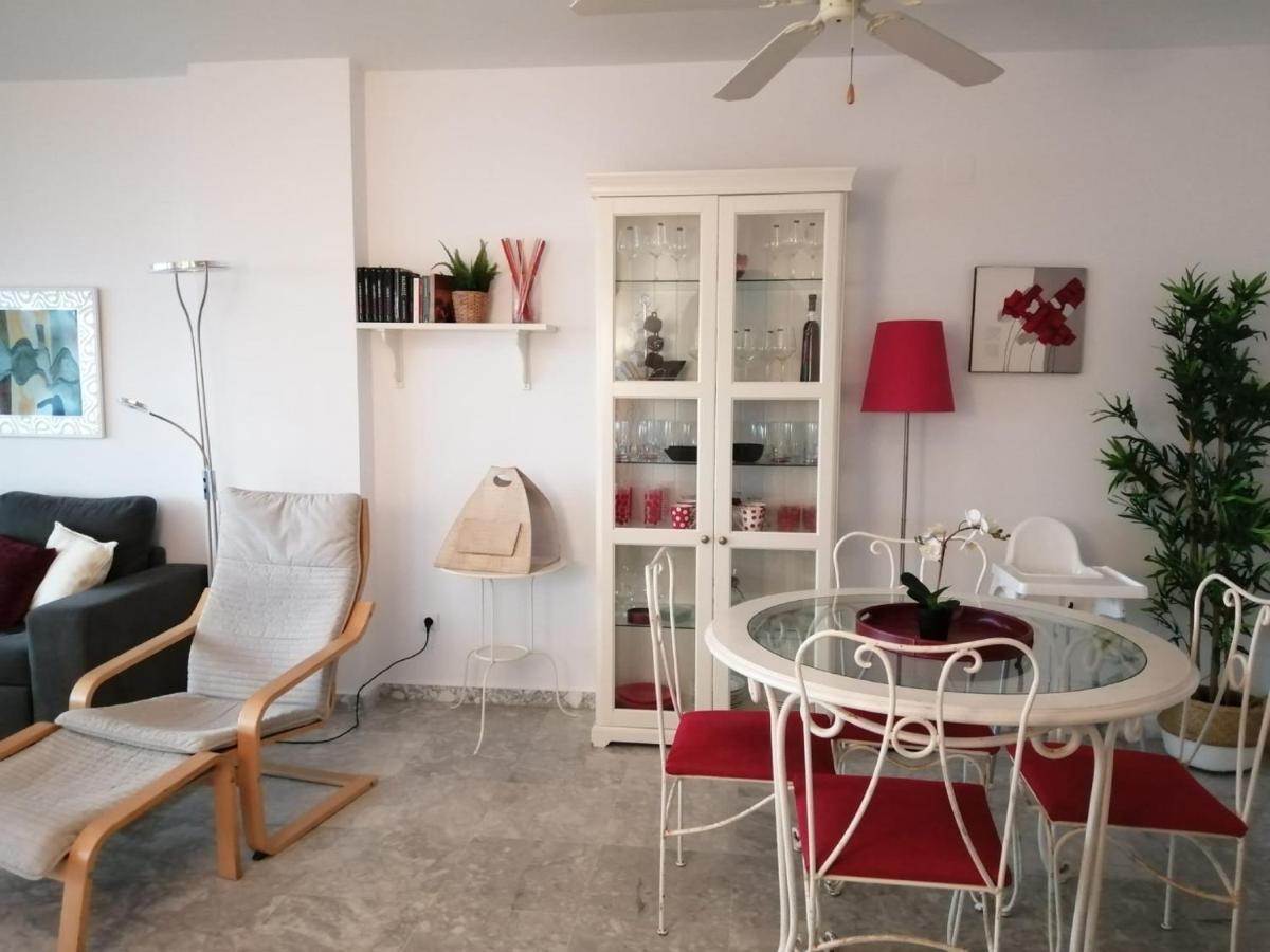 Holidays2Benalmadena Torrequebrada Sea View Front Beach With Pool Parking & Terraces מראה חיצוני תמונה