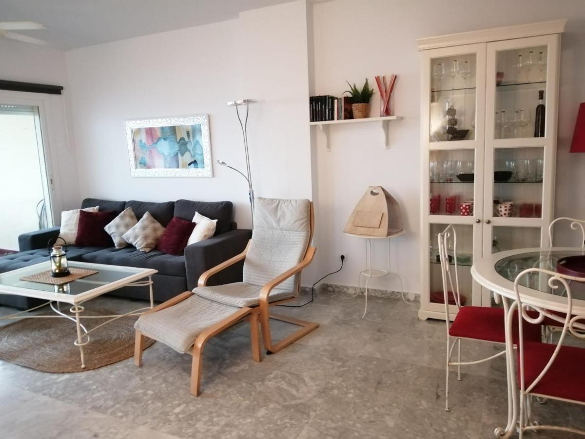 Holidays2Benalmadena Torrequebrada Sea View Front Beach With Pool Parking & Terraces מראה חיצוני תמונה